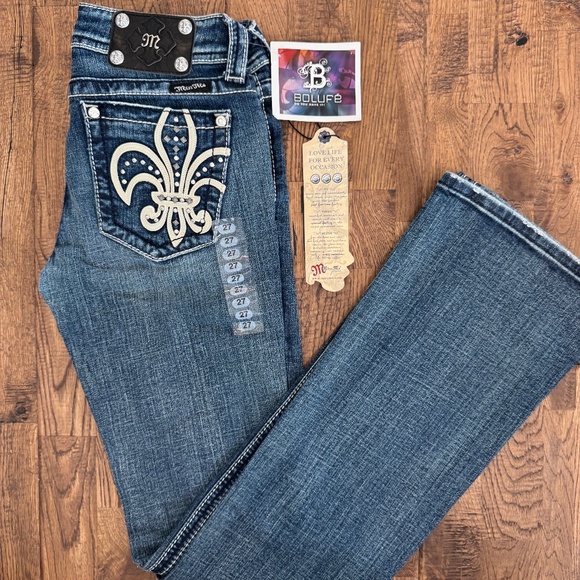 NWT Miss Me Fleur De Lis Medium Bootcut Jeans Women's Size 27 JP5021 - Picture 1 of 9